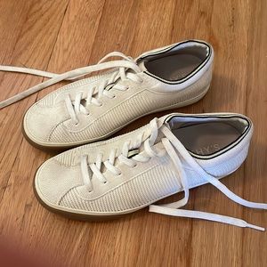 Rothy’s Vanilla Lace-Up Sneaker Size 7